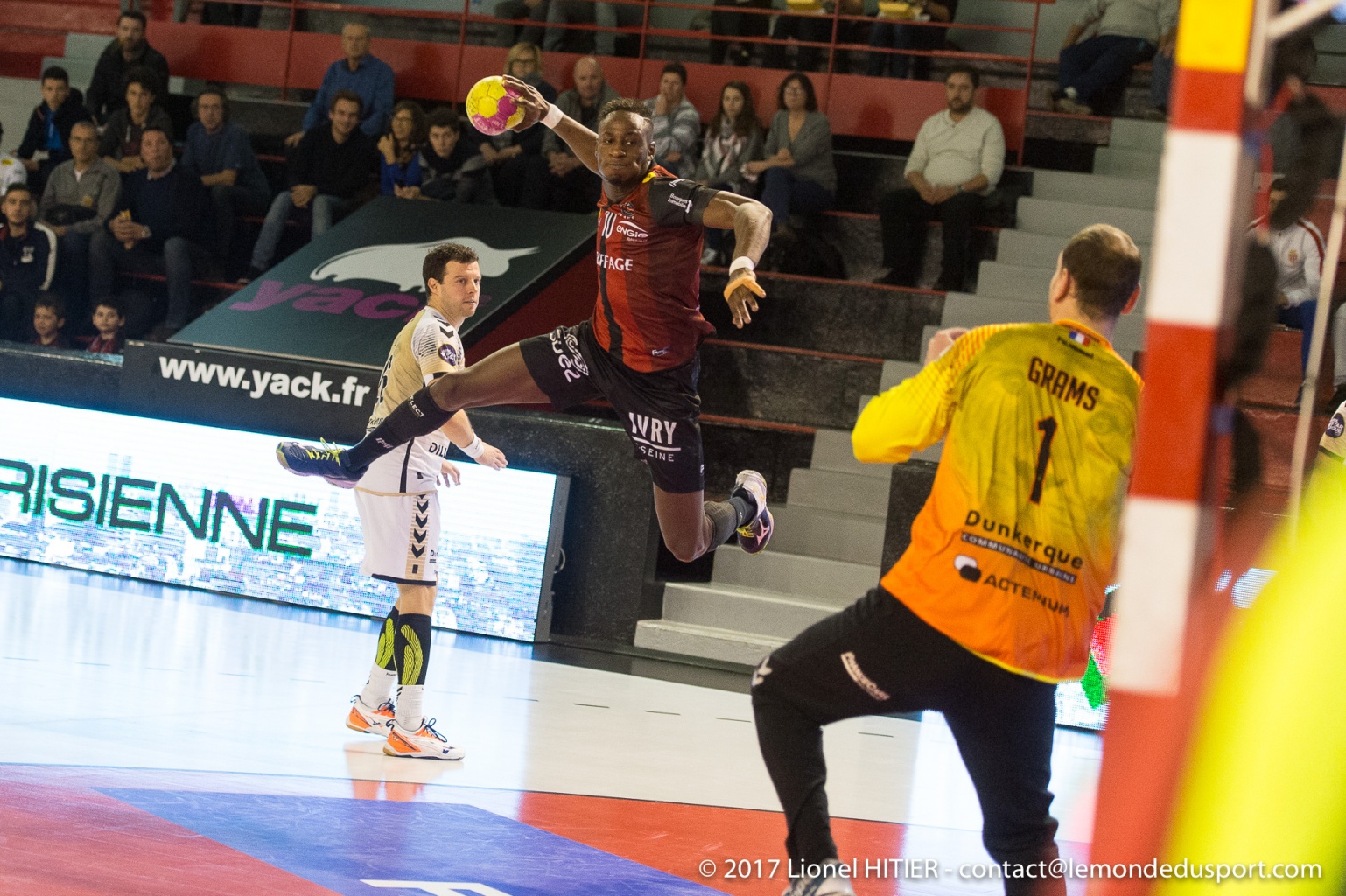 US IVRY - DUNKERQUE 1718