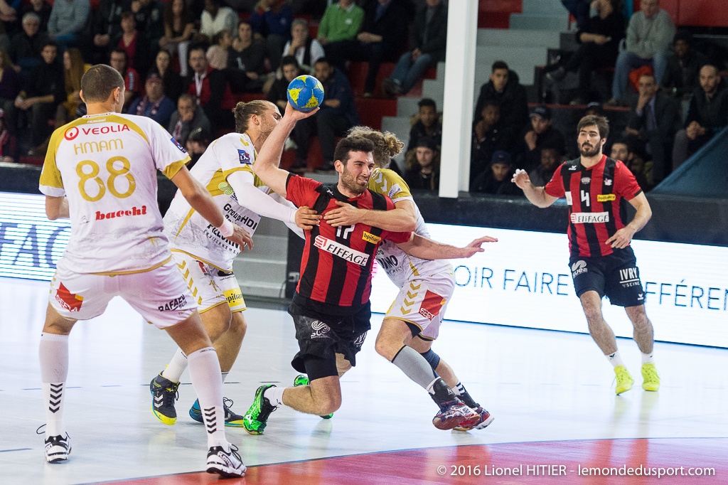 US IVRY - ST RAPHAEL (Lionel Hitier - www.lemondedusport.com)