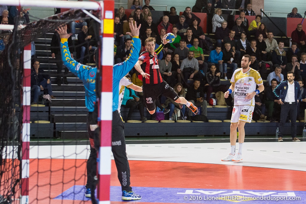 US IVRY - ST RAPHAEL (Lionel Hitier - www.lemondedusport.com)