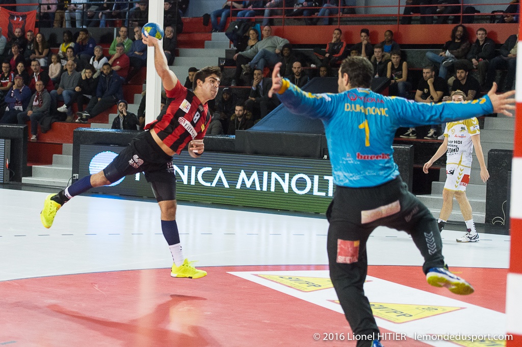 US IVRY - ST RAPHAEL (Lionel Hitier - www.lemondedusport.com)