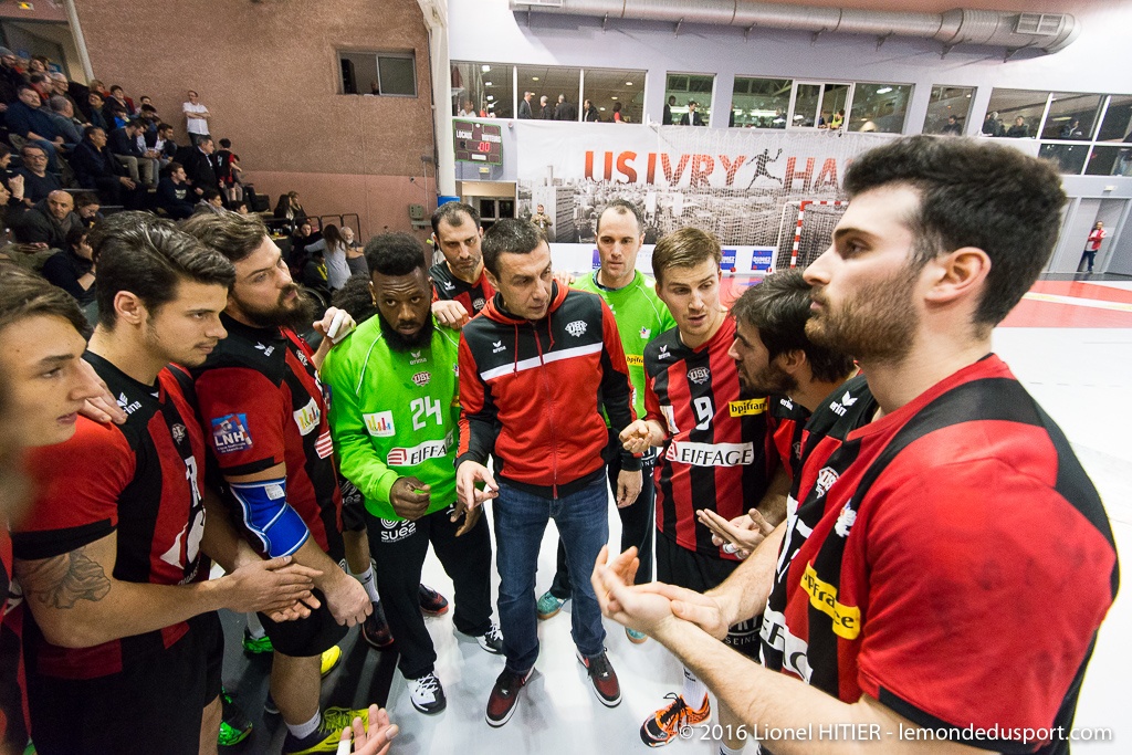 US IVRY - ST RAPHAEL (Lionel Hitier - www.lemondedusport.com)