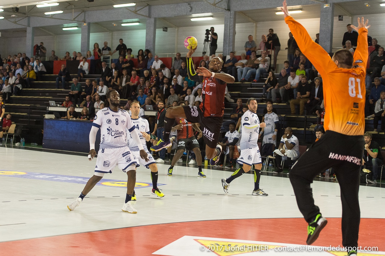 J03 US IVRY - SARAN 1718 (Lionel Hitier)