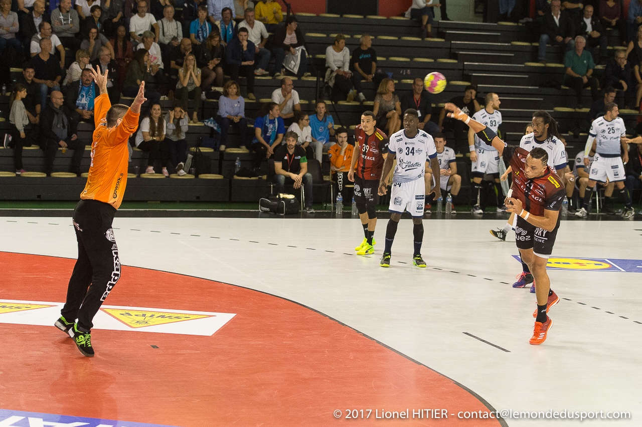 J03 US IVRY - SARAN 1718 (Lionel Hitier)