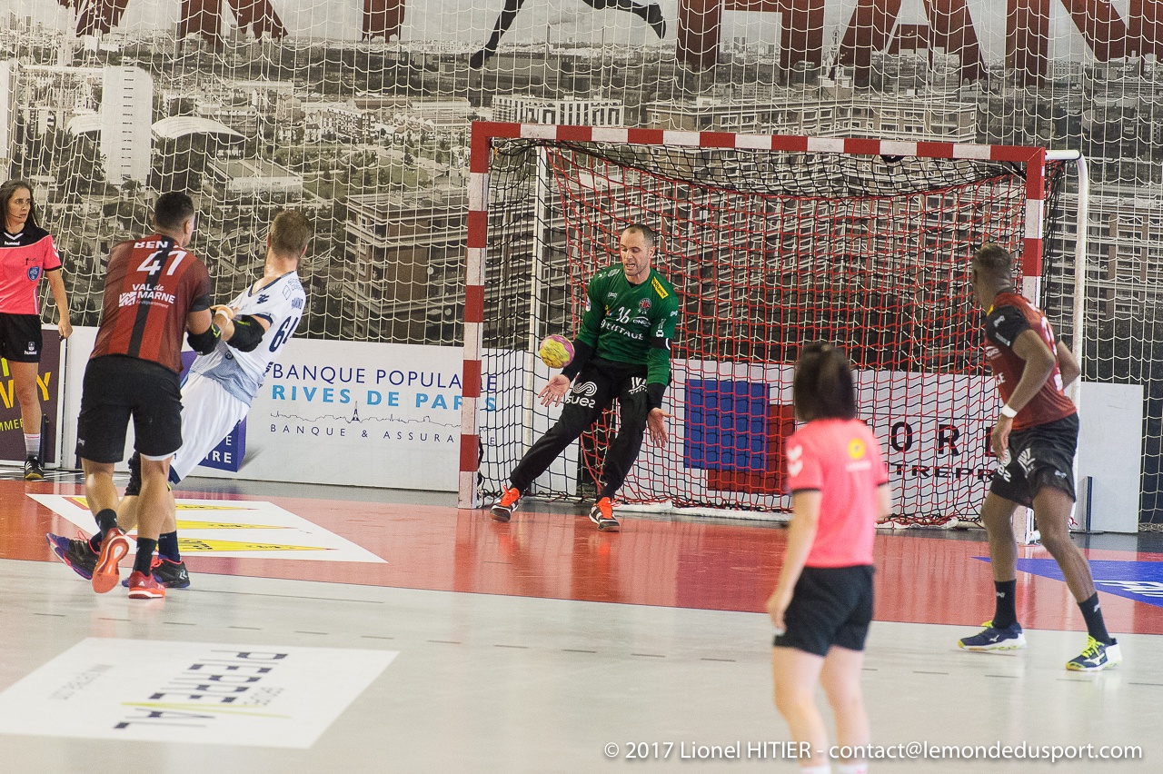 J03 US IVRY - SARAN 1718 (Lionel Hitier)