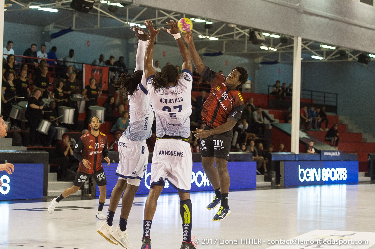 J03 US IVRY - SARAN 1718 (Lionel Hitier)