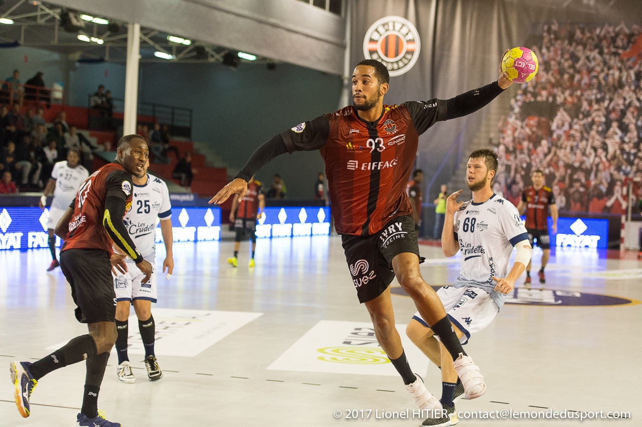 J03 US IVRY - SARAN 1718 (Lionel Hitier)