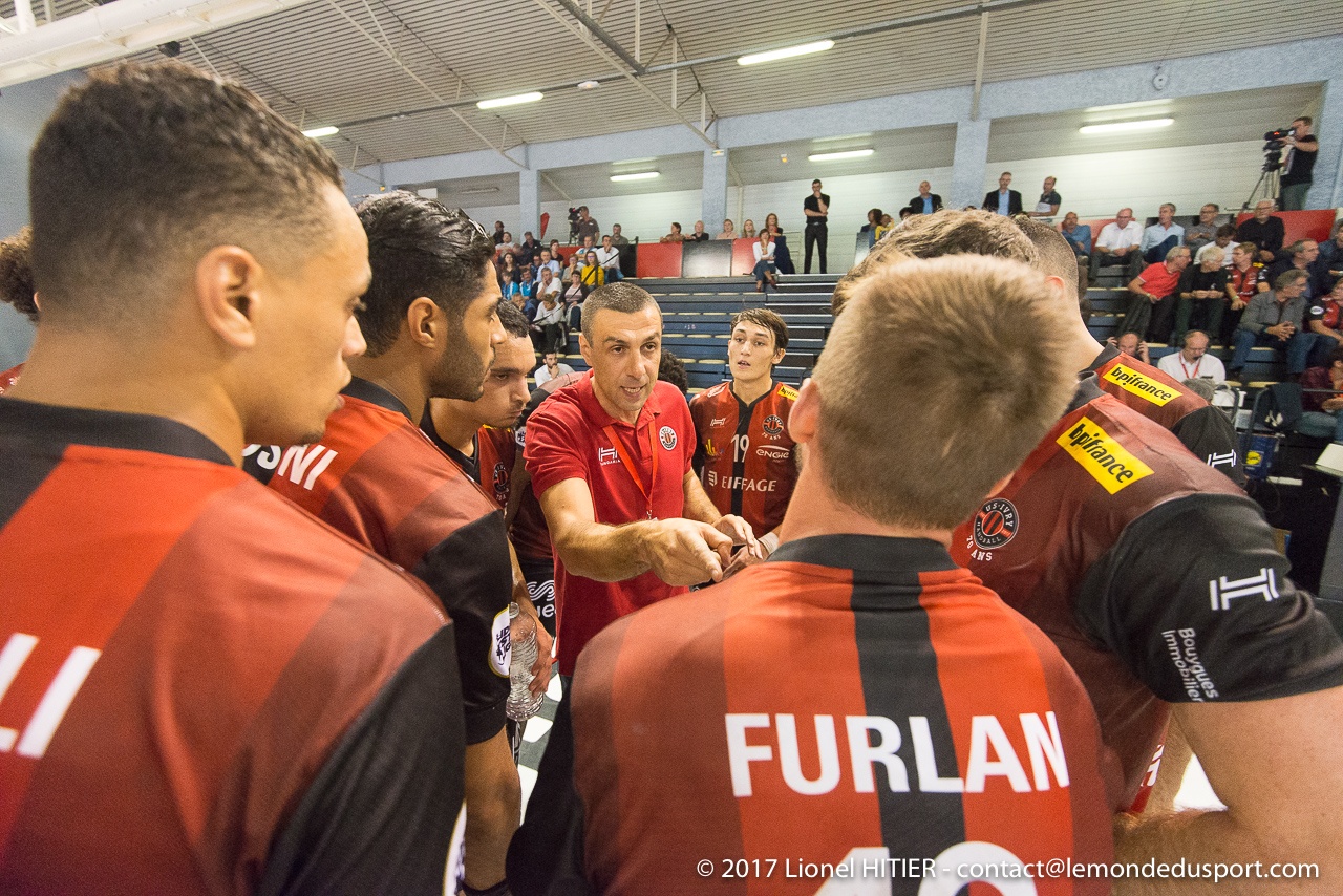 J03 US IVRY - SARAN 1718 (Lionel Hitier)