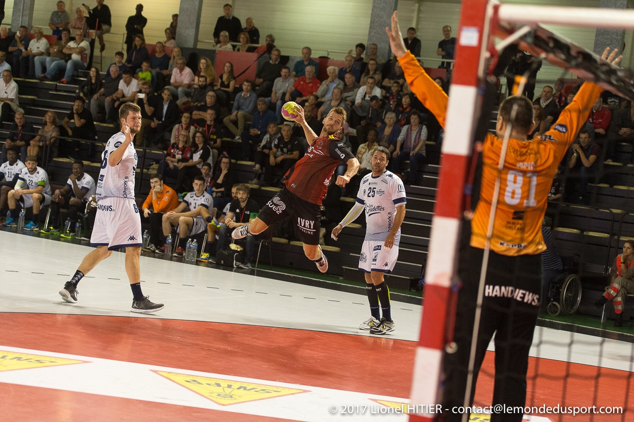 J03 US IVRY - SARAN 1718 (Lionel Hitier)