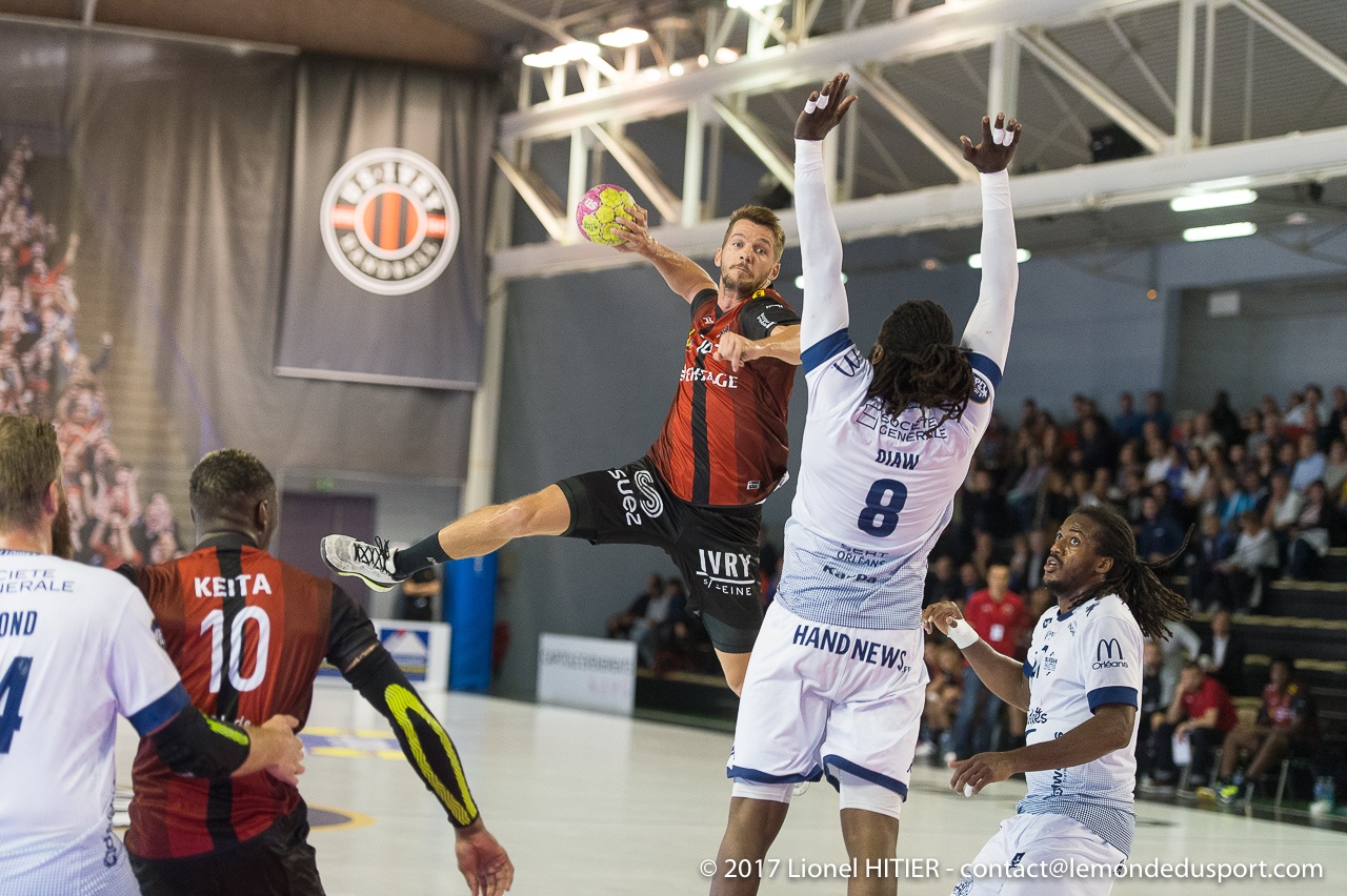 J03 US IVRY - SARAN 1718 (Lionel Hitier)