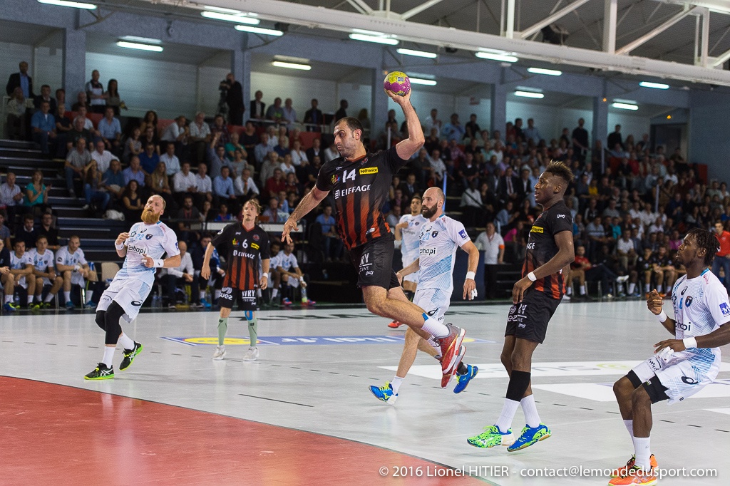 US IVRY - MONTPELLIER 1617 (Lionel Hitier - www.lemondedusport.com)