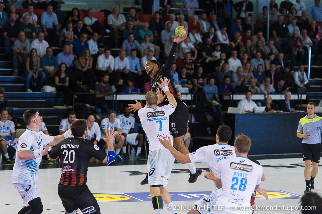 US IVRY - MONTPELLIER 1617 (Lionel Hitier - www.lemondedusport.com)