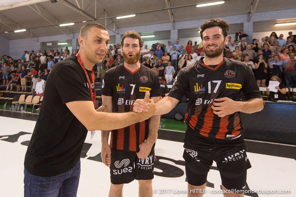 US IVRY / FENIX TOULOUSE