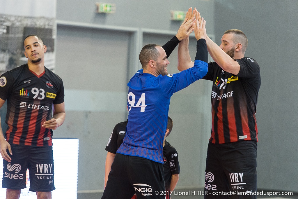 US IVRY / FENIX TOULOUSE