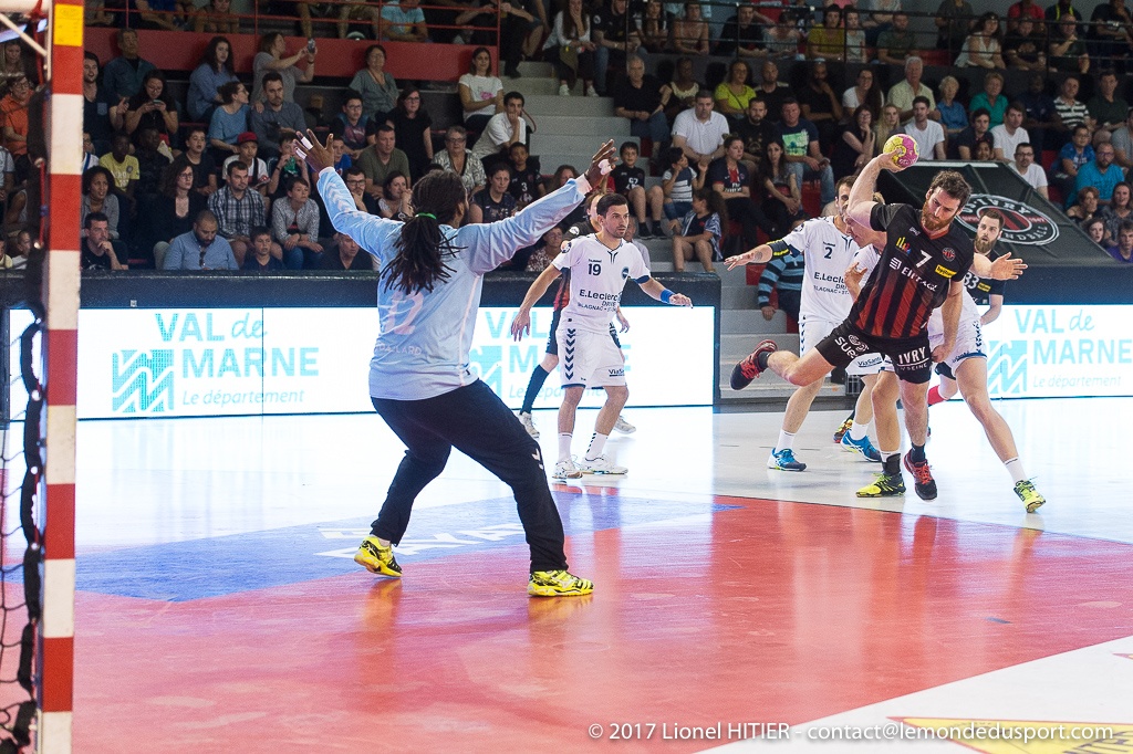 US IVRY / FENIX TOULOUSE