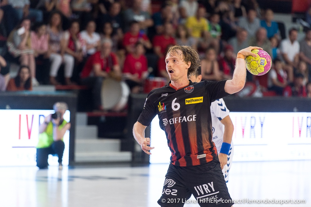 US IVRY / FENIX TOULOUSE