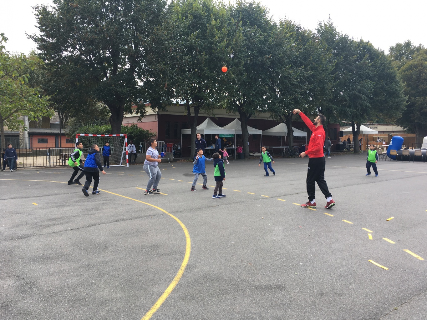 Activité Handball au WEEKEND MOHAMED ALI