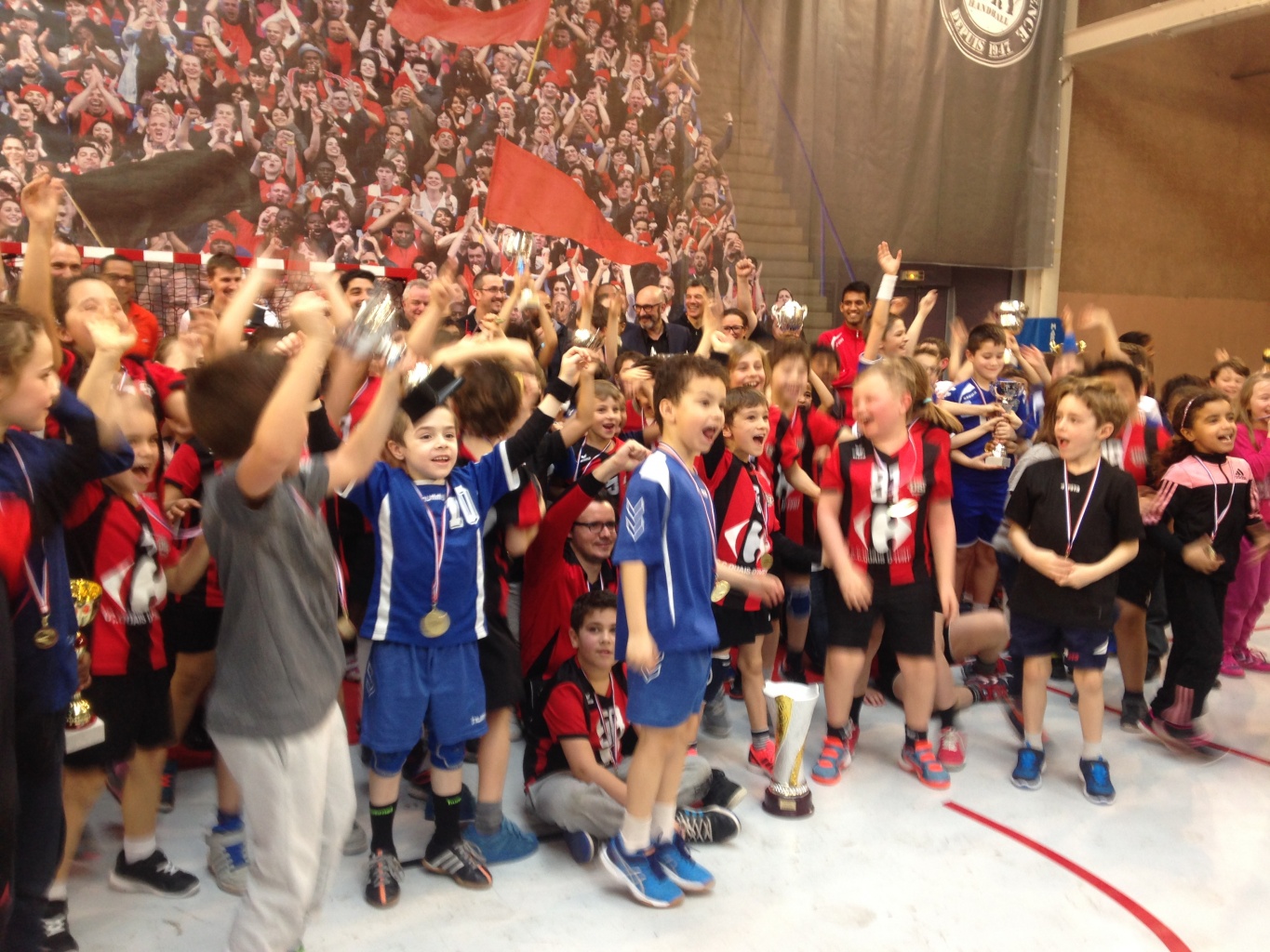 TOURNOI MINI HAND 2016