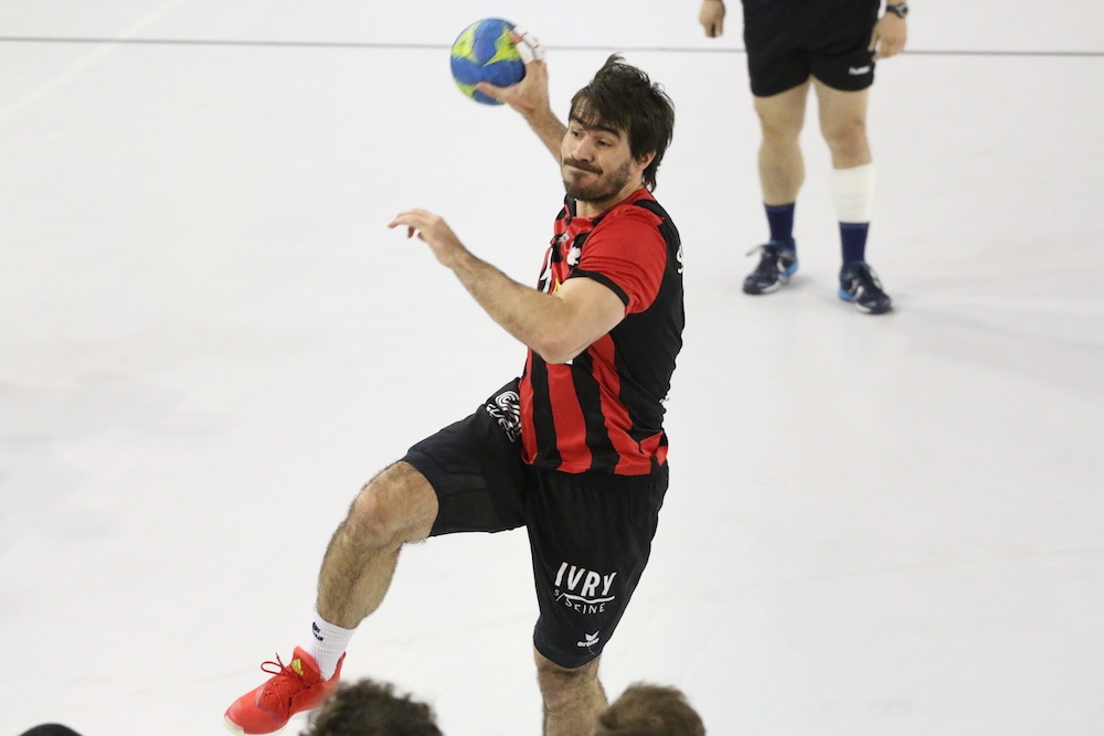 US IVRY - CESSON (Bertrand Delhomme)