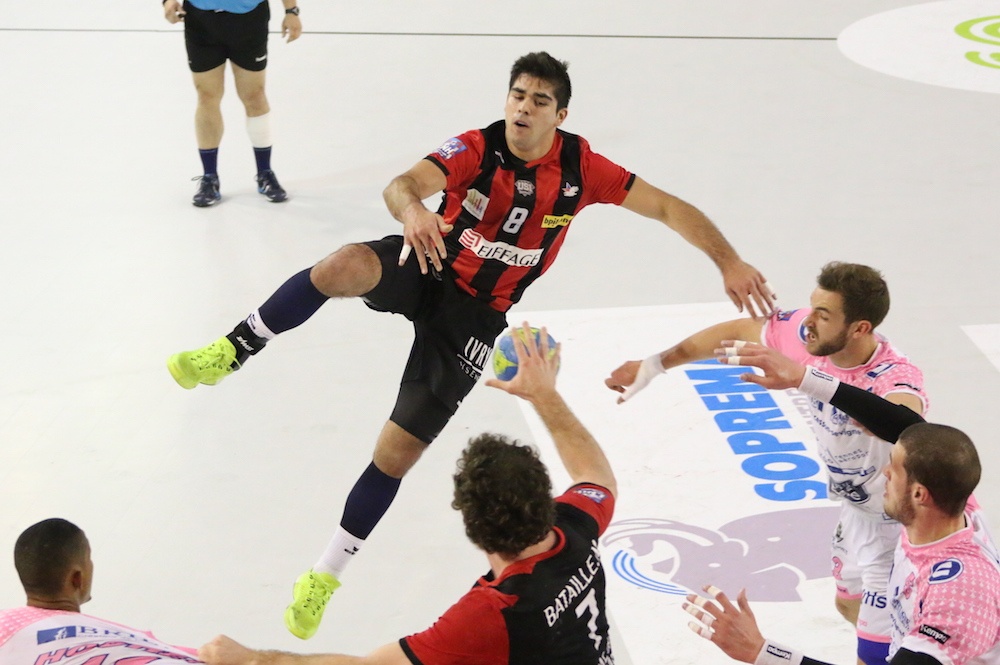 US IVRY - CESSON (Bertrand Delhomme)