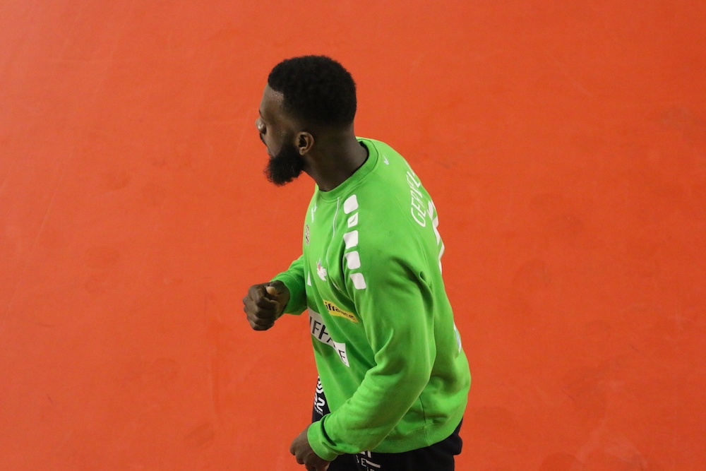 US IVRY - CESSON (Bertrand Delhomme)