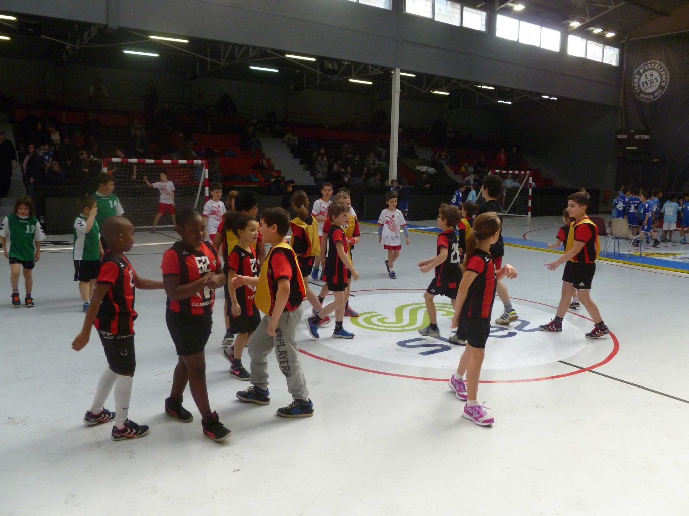 TOURNOI MINI HAND 2016