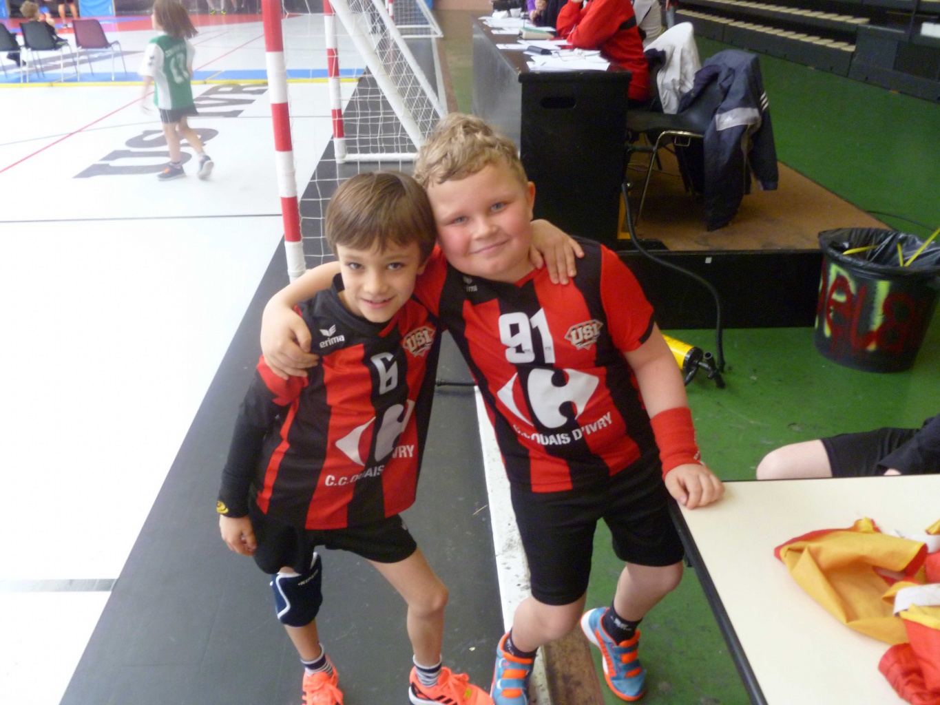 TOURNOI MINI HAND 2016