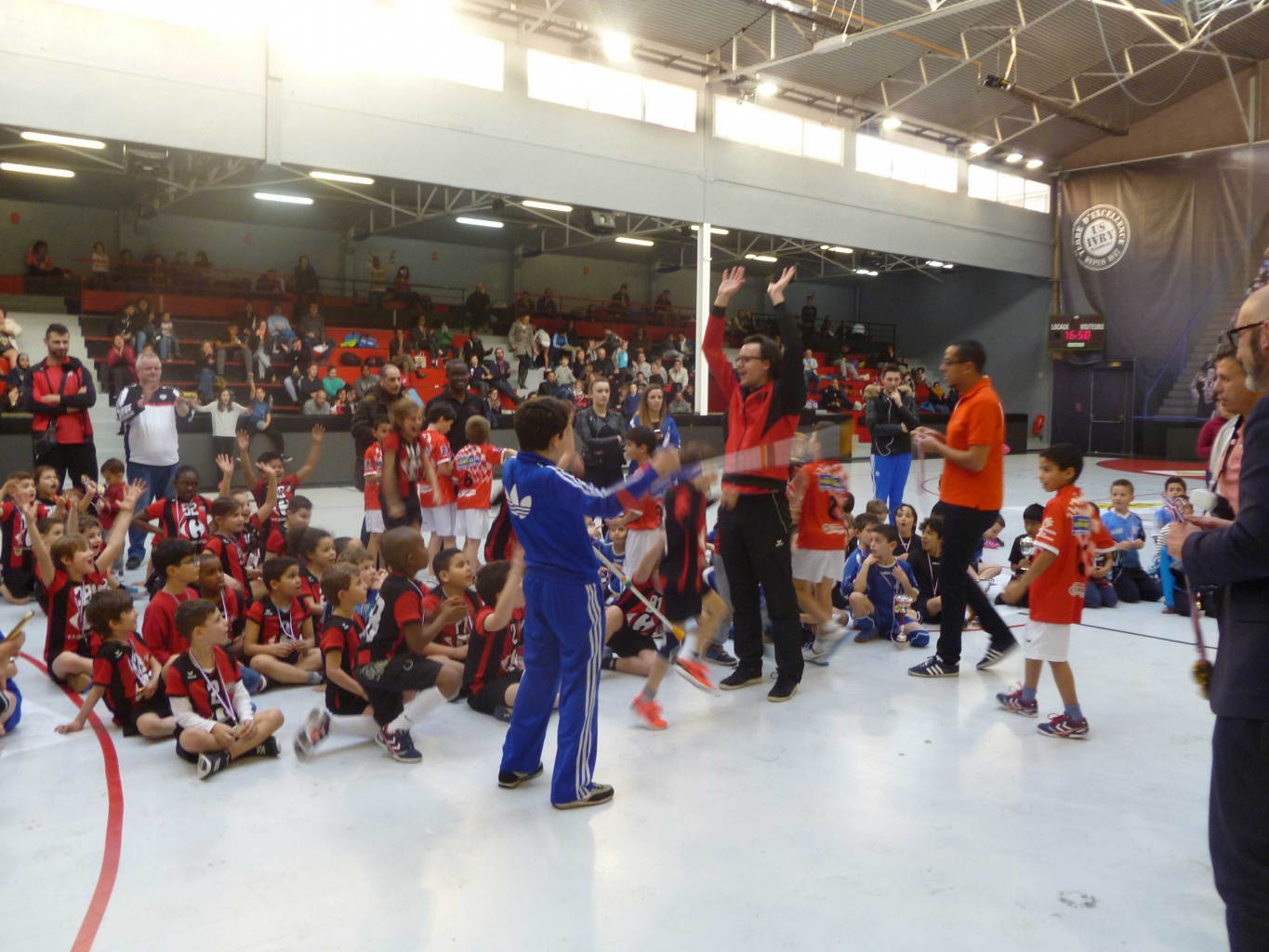 TOURNOI MINI HAND 2016