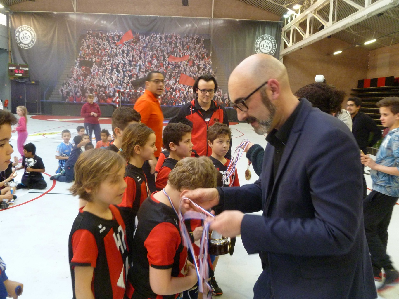 TOURNOI MINI HAND 2016