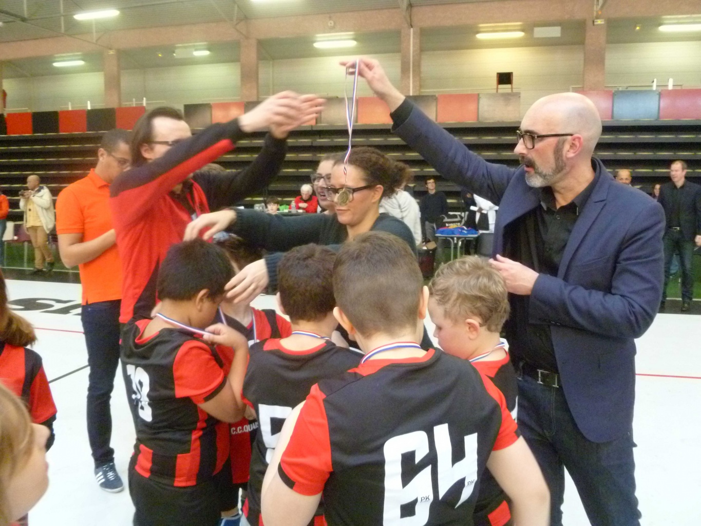 TOURNOI MINI HAND 2016