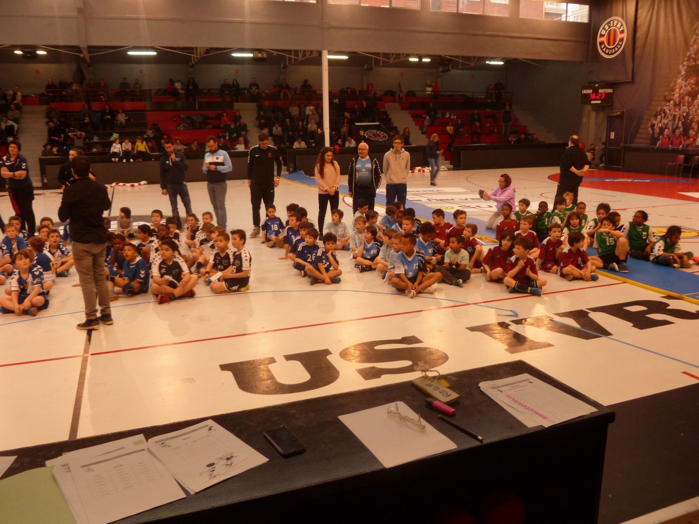 TOURNOI MINI HAND 1617