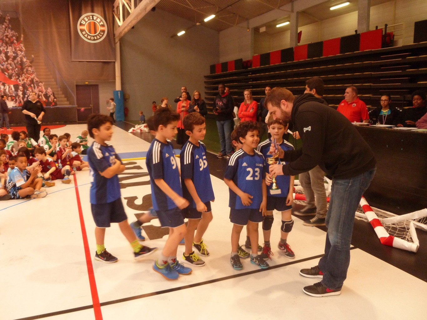 TOURNOI MINI HAND 1617